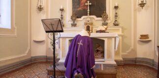 L’ideologia “genuflessa”