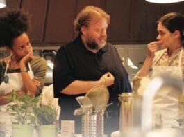 Il Parmigiano Reggiano diventa un film: il nuovo mediometraggio diretto da Paolo Genovese, con Stefano Fresi e Massimo Bottura
