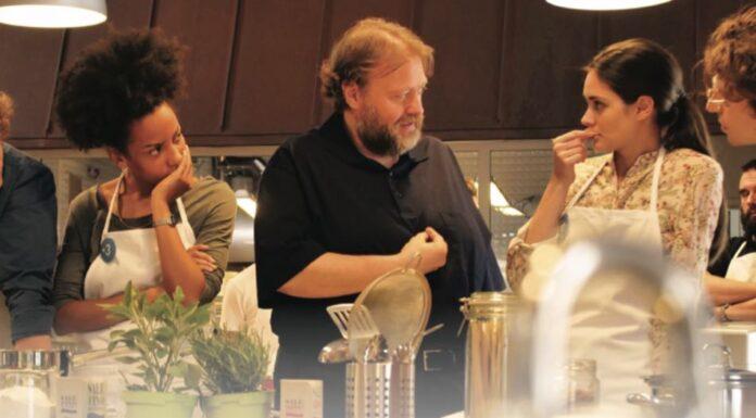 Il Parmigiano Reggiano diventa un film: il nuovo mediometraggio diretto da Paolo Genovese, con Stefano Fresi e Massimo Bottura