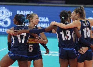 Il Consorzio Parmigiano Reggiano festeggia la vittoria della Nazionale italiana agli Europei di pallavolo femminile.