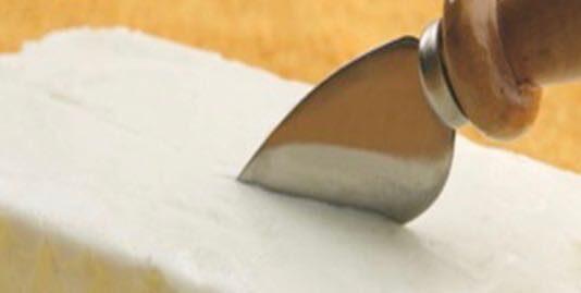 Lattiero Caseario: Sale il burro e cede il Grana Padano