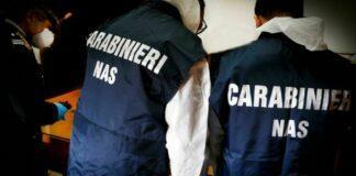 Sequestrate 20 tonnellate di prosciutti conservati tra sporcizia e ruggine