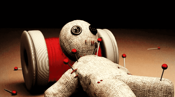 ‘Come una bambolina’ … voodoo!