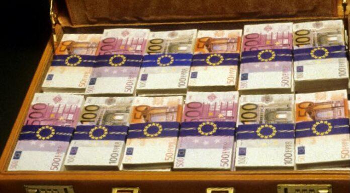 Nuovo limite per l’utilizzo del contante da gennaio 2022.
