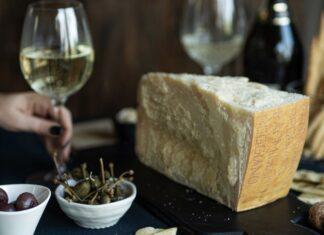 VINITALY 2022: Il Parmigiano Reggiano a SOL & AGRIFOOD si sposa con i migliori vini e liquori italiani e internazionali