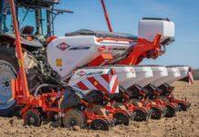 KUHN. KOSMA: un universo di leggerezza