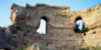 Campi Flegrei, tra poeti, artisti, piedirosso e falanghina