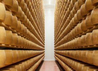 Parmigiano Reggiano: positivi i dati del 2022