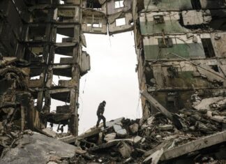 “Il diavolo fa le pentole … e anche i coperchi” – Ucraina, la guerra è sparita dai “radar TV”