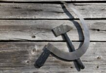 “Il diavolo fa le pentole … e anche i coperchi” – Ora Silvio riposi in pace. Il lavoro lo finirà la Elly.