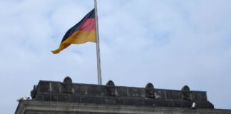 “Disunione Europea” – questi splendidi alleati che barano sui conti ma fan le ramanzine agli altri.