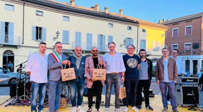 “Nocino in festa”. Tra concorsi, buonumore e buona musica.