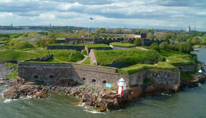 Suomenlinna - Released by Michal Pise under CC-BY-2.0