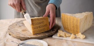 TASTE 2024: il Parmigiano Reggiano torna a Firenze con un focus sulle lunghe stagionature in occasione del novantesimo compleanno del consorzio