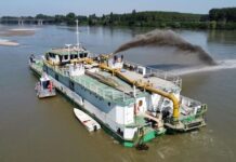 Boretto, motodraga in azione sul Po per assicurare la risorsa idrica ai territori reggiani, modenesi e mantovani