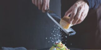 Parmigiano Reggiano main sponsor di Identità Golose 2025: degustazioni e appuntamenti con i protagonisti della ristorazione italiana a “Identità Di Formaggio”