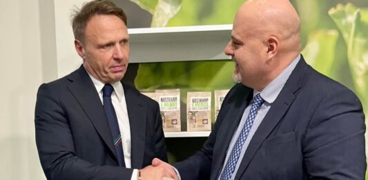 SANA 2025. Il Ministro Lollobrigida allo stand COPROB