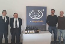 Strada del Casalino, meritato successo durante la presentazione dei vini della Casa Vinicola di Canossa.