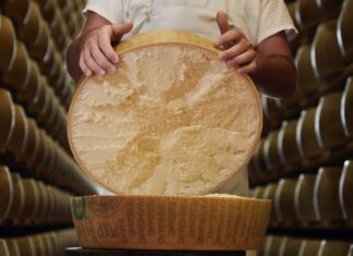 A TUTTOFOOD (58 maggio) il Consorzio Parmigiano Reggiano incontra i principali player dei mercati internazionali