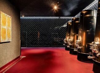 La nuova cantina dedicata ad Appius: la Cantina San Michele Appiano dedica un tempio al vino, all’arte e allo scorrere del tempo.