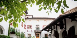 Moar Hof. Gli specialisti del rosso fra tradizione e modernità