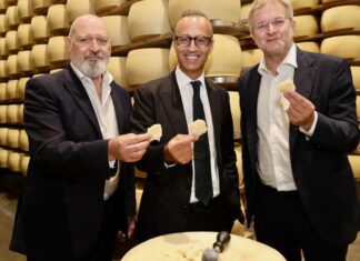 La Commissione Agricoltura del Parlamento Europeo in visita al Parmigiano Reggiano: focus su riforma IG, mercati internazionali e futuro della PAC