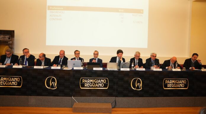 Consorzio del Parmigiano Reggiano: approvato il bilancio preventivo 2026. Ricavi a 66 milioni, investimenti in marketing per oltre 43 milioni