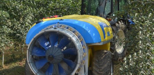 Per le imprese professionali i Turbo atomizzatori Nobili GEO e ANTIS con cisterna da 3000 litri