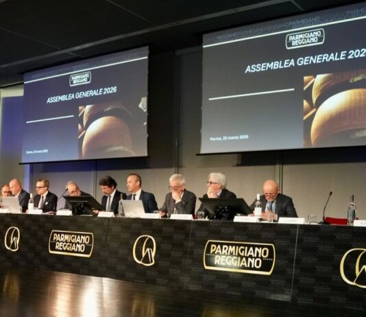 Parmigiano Reggiano: l’Assemblea Generale dei Consorziati approva il bilancio consuntivo 2025 e gli interventi per l’equilibrio di mercato