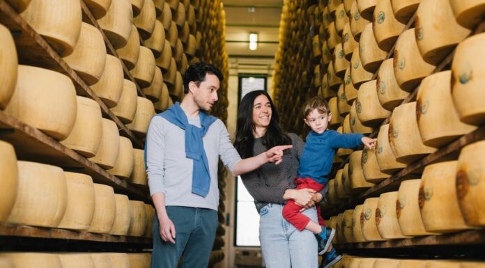 Visite guidate, degustazioni, fitness e attività per bambini: sabato 23 e domenica 24 maggio torna “caseifici aperti”