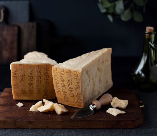 Parmigiano Reggiano Protagonista a Tuttofood, con Premiazioni, Masterclass e Degustazioni.