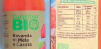 Frammenti di vetro nella bevanda bio “mela carota” Carrefour richiamata dalla ventita