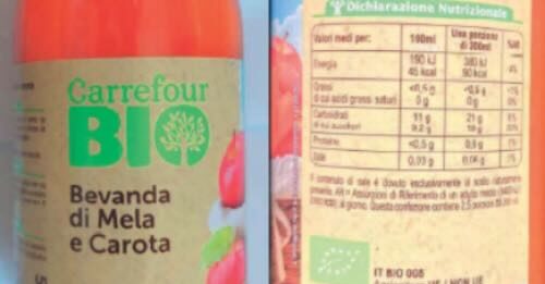 Frammenti di vetro nella bevanda bio “mela carota” Carrefour richiamata dalla ventita