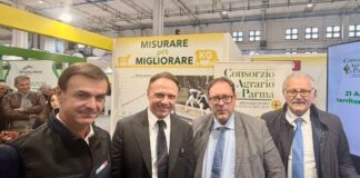 Il Ministro Dell’Agricoltura Lollobrigida in visita allo stand del Consorzio Agrario di Parma a Fazi 2026