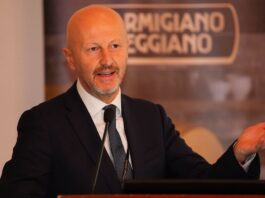 Il progetto “Vivi il Parmigiano Reggiano” prende forma. Casa: “Vogliamo trasformarlo in un’esperienza, come avviene per lo Champagne e il Chianti”